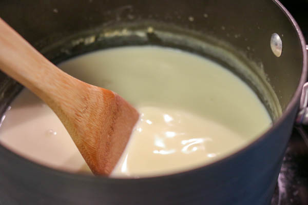 Oil-free Non-Coconut Vegan Whipped Cream 